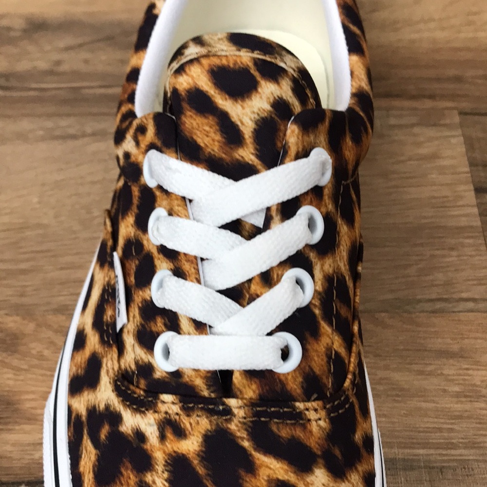 VANS ERA BRAND NEW - Picture 5 of 16